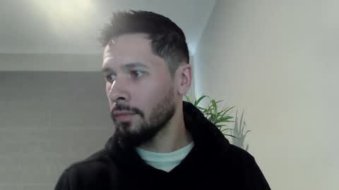 Ryan online show from May 4, 1:18 am