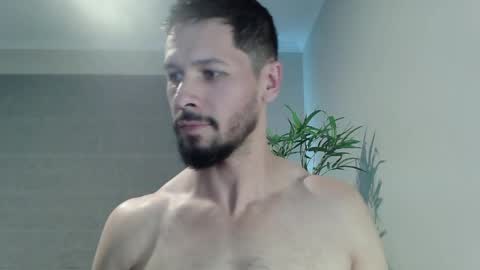 Ryan online show from May 5, 1:29 am