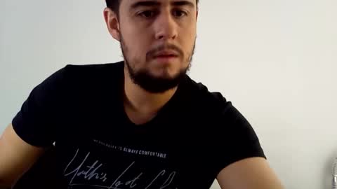    online show from April 28, 11:48 am