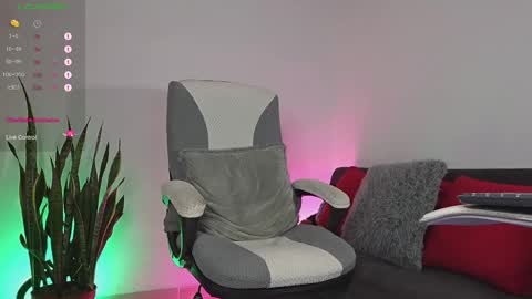 ryanboy30 online show from May 11, 2:45 pm
