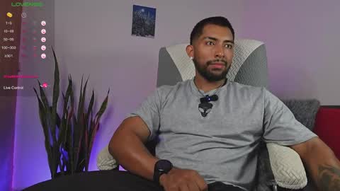 ryanboy30 online show from May 19, 11:33 pm