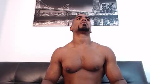 Snapshot of ryanjackson_ chatting on October 27, 2:36 am Instagram Ryandwrn online show from October 27, 2:36 am