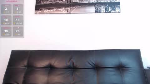 Snapshot of ryanjackson_ chatting on October 30, 4:52 pm Instagram Ryandwrn online show from October 30, 4:52 pm