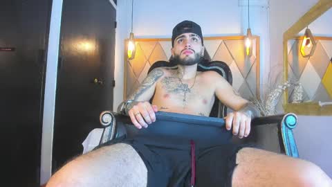 Ryan  online show from April 4, 8:39 pm