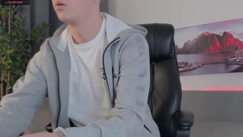 ryker_rr online show from January 31, 7:51 pm