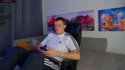 ryker_rr online show from March 6, 6:19 am