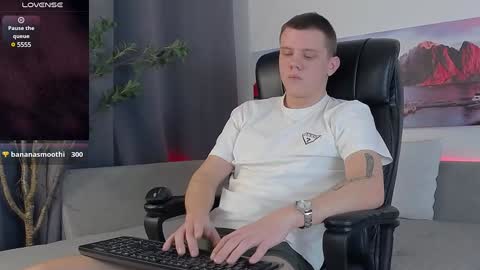 ryker_rr online show from January 30, 10:51 pm