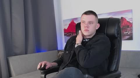 ryker_rr online show from January 9, 9:37 pm