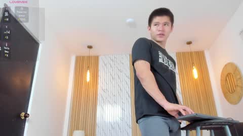 Snapshot of ryo_kush chatting on January 7, 12:16 pm Ryo Kush online show from January 7, 12:16 pm
