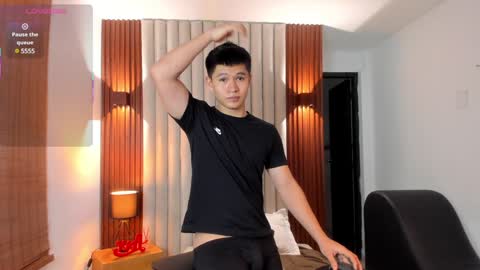 Snapshot of ryo_kush chatting on February 1, 7:34 pm Ryo Kush online show from February 1, 7:34 pm
