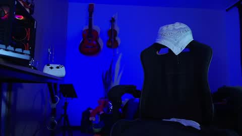 leopmonk help me reach 100 thumbs up online show from April 22, 3:02 am