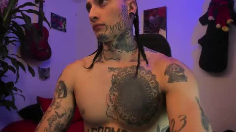 Snapshot of ryuk_it chatting on September 23, 1:32 pm leopmonk help me reach 100 thumbs up online show from September 23, 1:32 pm