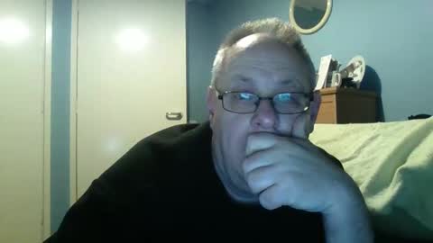 Snapshot of s536sny18 chatting on January 5, 8:10 pm s536sny18 online show from January 5, 8:10 pm