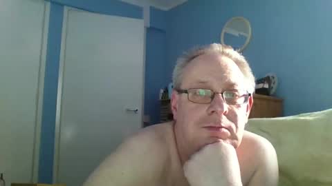 Snapshot of s536sny18 chatting on February 16, 9:26 am s536sny18 online show from February 16, 9:26 am