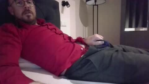 s_i_q online show from November 10, 11:09 pm