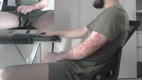 Saat online show from October 31, 6:22 pm