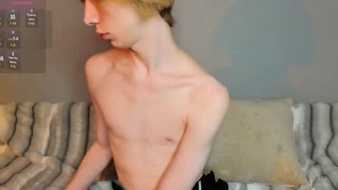 sableflux online show from April 3, 6:10 am