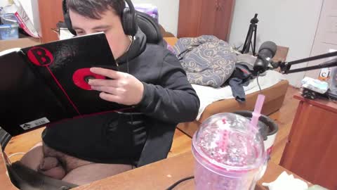 Snapshot of saboda chatting on December 6, 4:17 pm 1141323 my Lord Mister Max moms treasure online show from December 6, 4:17 pm