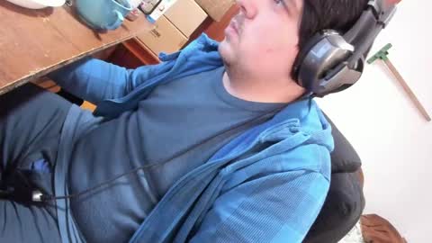 1141323  my Lord Mister Max   moms treasure online show from April 7, 4:56 am