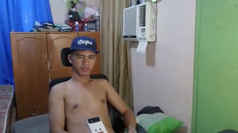 Sachu01 online show from April 8, 6:35 am