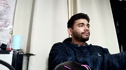 Sack online show from December 6, 8:37 am