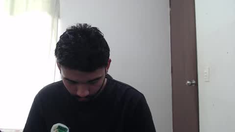 Snapshot of sack_rojas chatting on October 4, 5:40 pm Sack online show from October 4, 5:40 pm