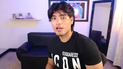 Saenz online show from February 3, 8:24 pm