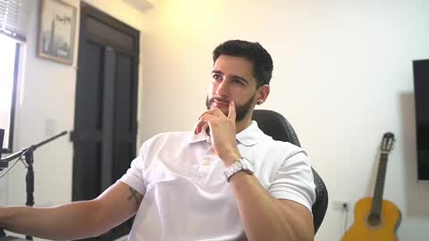 saimon  online show from April 10, 4:03 pm