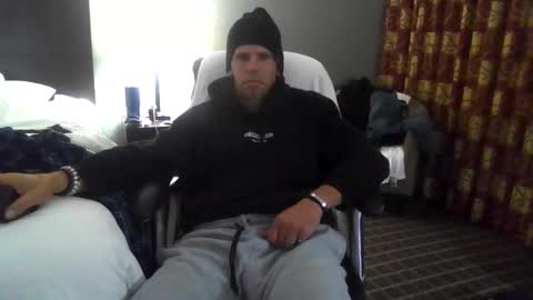 saintchriss online show from November 4, 7:20 am