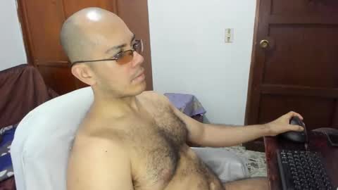 Snapshot of saintedy01 chatting on October 11, 3:38 pm saintedy01 online show from October 11, 3:38 pm