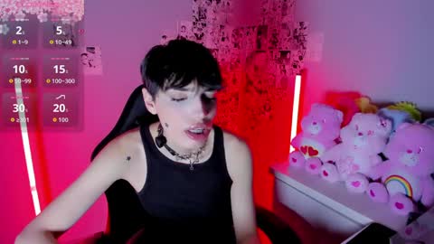 Kitty     online show from April 27, 3:25 am