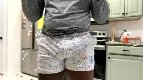 Cum Hanks online show from March 9, 4:45 pm