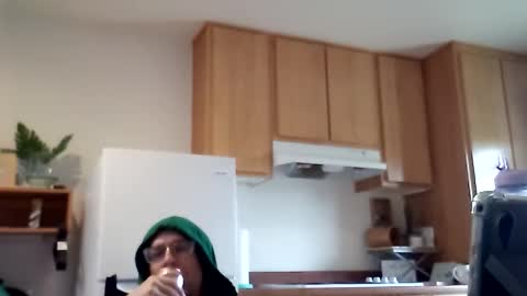 salis1981 online show from November 14, 6:53 pm