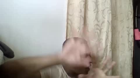 INSTAGRAM luis1pedraza online show from October 5, 6:56 pm