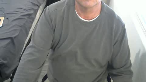 Snapshot of saltydogg chatting on December 25, 4:54 pm Saltyy online show from December 25, 4:54 pm