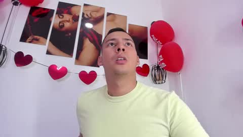 Snapshot of sam_boy_kinky chatting on September 19, 1:18 am sam_boy_kinky online show from September 19, 1:18 am