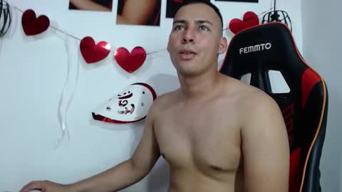 Snapshot of sam_boy_kinky chatting on September 13, 12:44 am sam_boy_kinky online show from September 13, 12:44 am