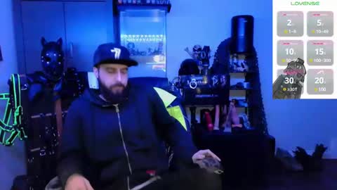 Snapshot of samael069 chatting on January 7, 1:06 am samael069 online show from January 7, 1:06 am