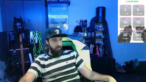Snapshot of samael069 chatting on December 9, 3:50 am samael069 online show from December 9, 3:50 am