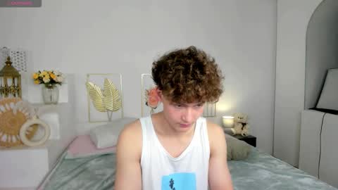 Snapshot of samanie_ chatting on September 29, 3:19 pm Sam online show from September 29, 3:19 pm