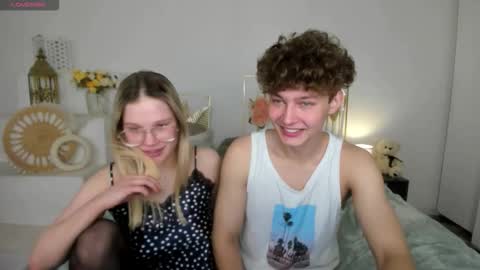 Snapshot of samanie_ chatting on October 12, 11:04 am Sam online show from October 12, 11:04 am