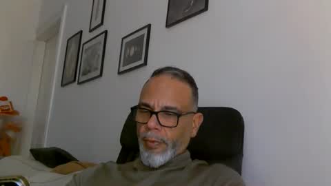 Sam online show from March 19, 4:43 pm