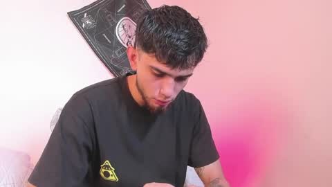 samevansx online show from April 27, 6:24 pm