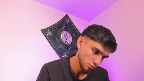 samevansx online show from April 25, 5:32 pm