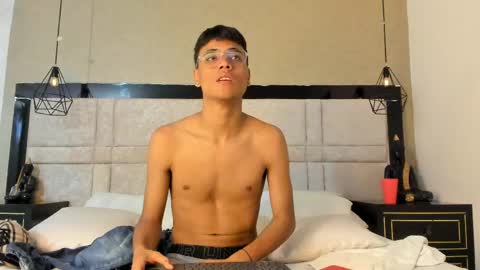 Samfrrost online show from April 23, 1:35 pm