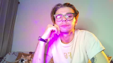 Fansly -       Top4fans   online show from May 15, 1:52 pm