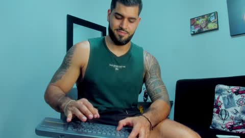 Snapshot of samir_hazard chatting on January 31, 11:45 pm samir_hazard online show from January 31, 11:45 pm