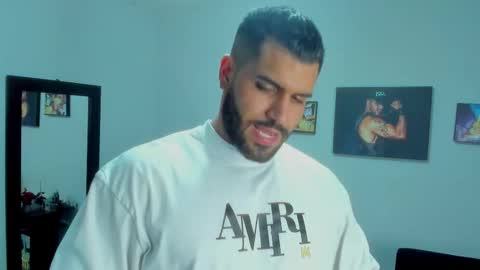 samir_hazard online show from November 28, 7:27 pm