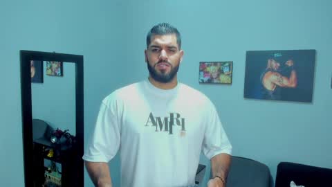Snapshot of samir_hazard chatting on December 10, 10:38 pm samir_hazard online show from December 10, 10:38 pm