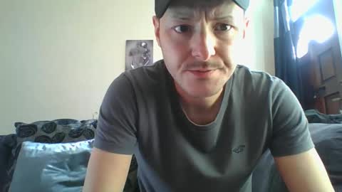 Snapshot of samlatty007 chatting on March 2, 1:42 pm sexy lad looking for fun online show from March 2, 1:42 pm